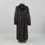 605080 Mink coat